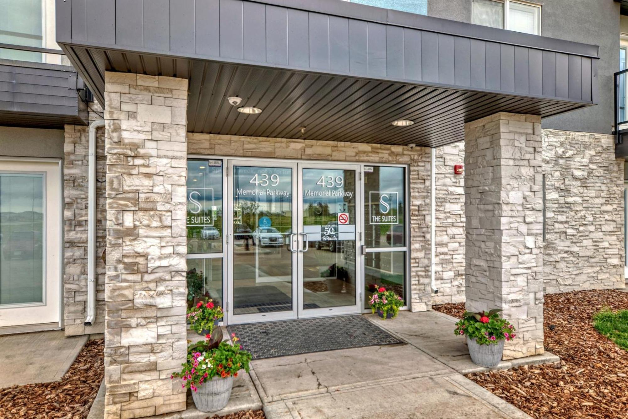 The Suites, Penhold